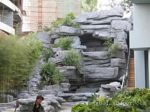 室內(nèi)假山現(xiàn)在很盛行,現(xiàn)在各個(gè)寫字樓,辦公室,都有我們的作品